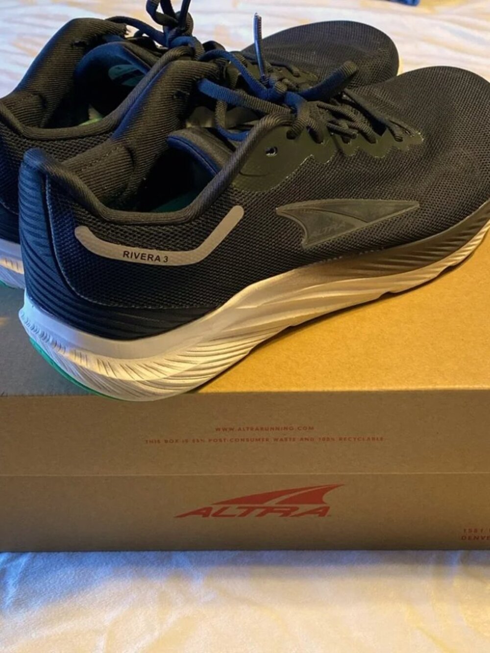 Altra Rivera 3 Men's size 8